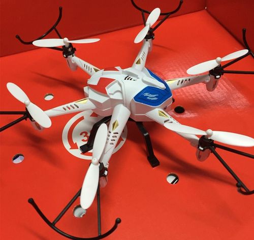 新品六轴飞行器多旋翼四轴无人机玩具遥控直升机耐摔一件代发包邮